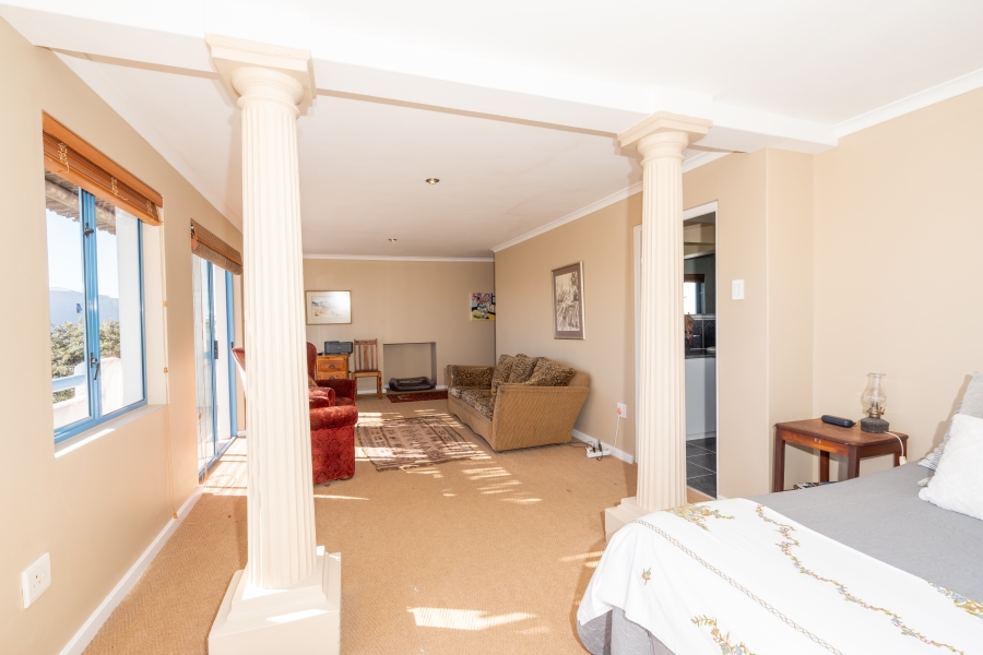 4 Bedroom Property for Sale in Paradise Beach Western Cape
